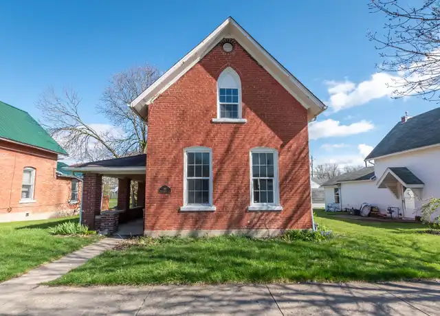 Property at 64 W Center St, London, OH, 43140, 3 beds, 1 bath, [object Object]