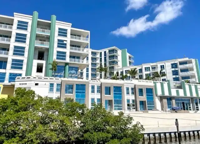 Property at The Emerson at Rocky Point - 3015 N Rocky Point Dr E, Tampa, FL, 33607, 2 beds, 2 baths, [object Object]