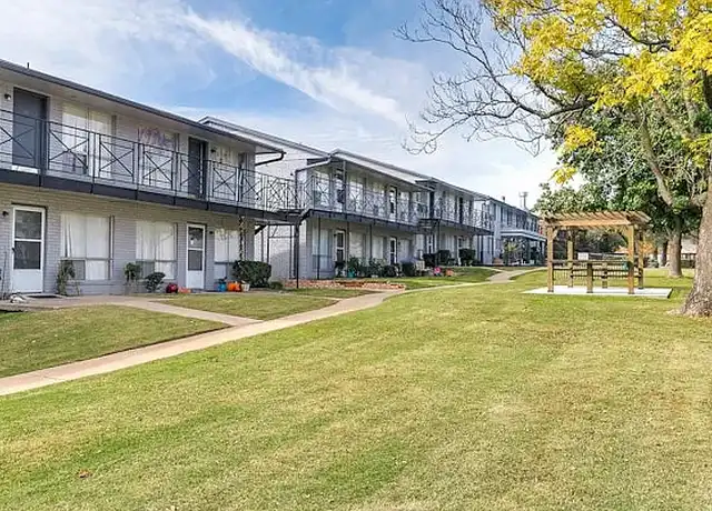 Property at Meridian Mansions - 1309 N Meridian Ave, Oklahoma City, OK, 73107, 1 bed, 1 bath, [object Object]