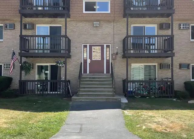Property at 310 Brook Village Rd #18, Nashua, NH, 03062, 2 beds, 1 bath, [object Object]