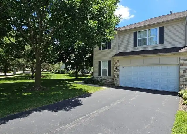 Property at 749 Dillon Ct, Grayslake, IL, 60030, 2 beds, 2.5 baths, [object Object]