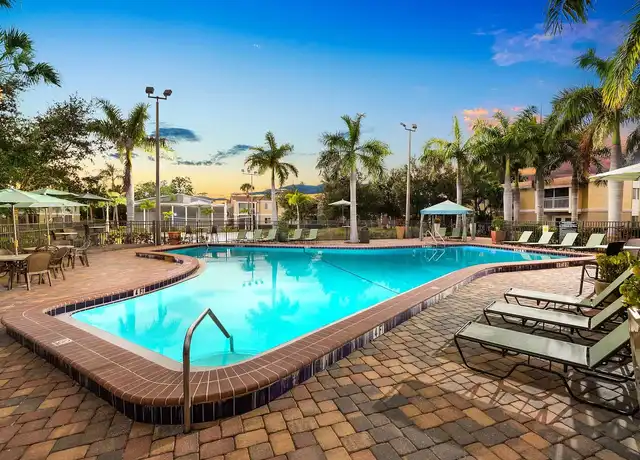 Property at Cypress Winds Apartment Homes - 6904 Manatee Ave W, Bradenton, FL, 34209, 1 bed, 1 bath, [object Object]