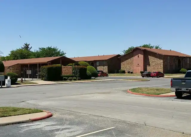 Property at Summit Apartments - 1700 Enterprise St, Wichita Falls, TX, 76306, 1-3 bed, 1-2 bath, [object Object]