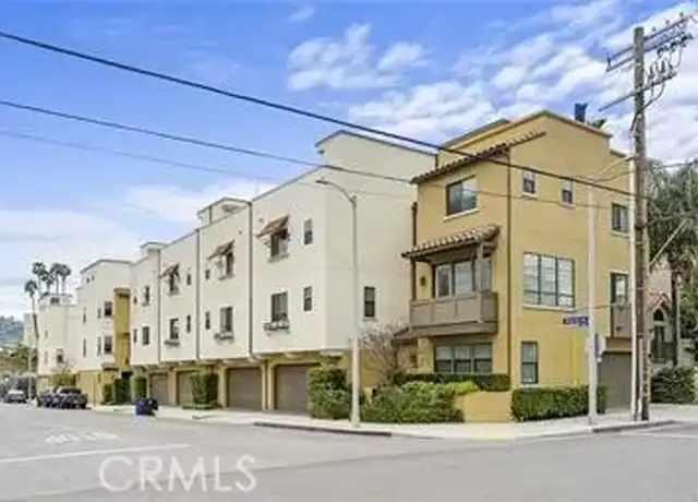 Property at 10831 W Riverton Ct, North Hollywood, CA, 91602, 3 beds, 3.5 baths, [object Object]