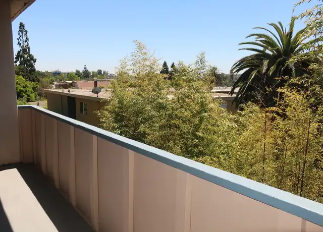 Property at 564 Oakland Ave Unit f1, Oakland, CA, 94611, 2 beds, 1 bath, [object Object]