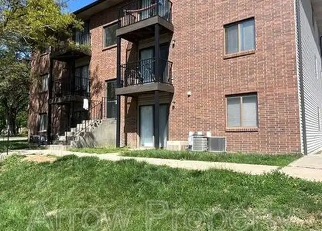 Property at 3405 Holdrege St Unit 303, Lincoln, NE, 68503, 2 beds, 1 bath, [object Object]