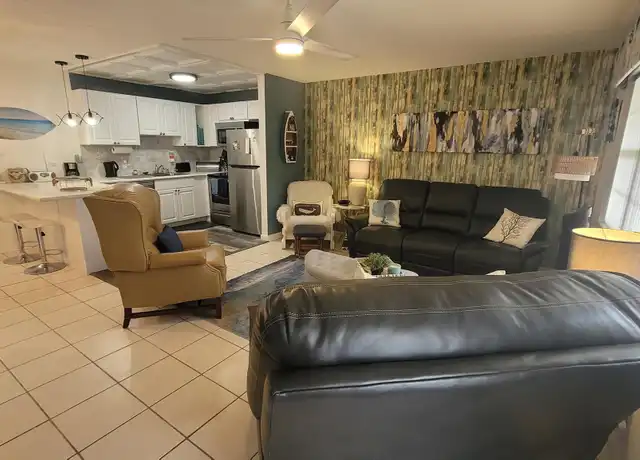Property at 201 Kent L Unit L, West Palm Beach, FL, 33417, 1 bed, 1.5 baths, [object Object]