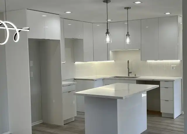 Property at 674 Holly Ave, Oxnard, CA, 93036, 2 beds, 2 baths, [object Object]