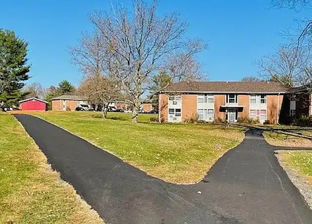 Property at Manor House - 14 Revere Dr, Bloomfield, CT, 06002, 2 beds, 1 bath, [object Object]
