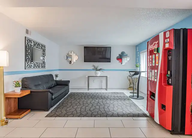 Property at Courtyard Villas - 3764 S Rio Grande Ave, Orlando, FL, 32839, 1 bed, 1 bath, [object Object]
