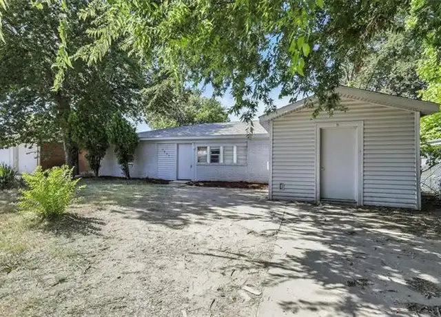 Property at 7841 Abbott Dr, Fort Worth, TX, 76108, 6 beds, 3 baths, [object Object]