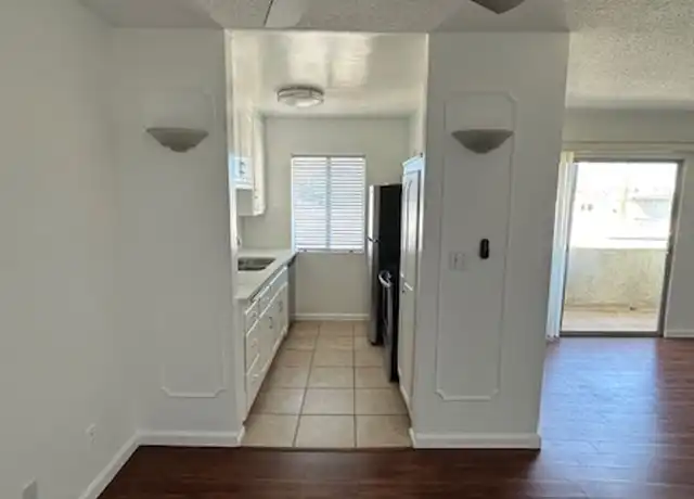 Property at 11733 Mayfield Ave Unit 08, Los Angeles, CA, 90049, 1 bed, 1 bath, [object Object]
