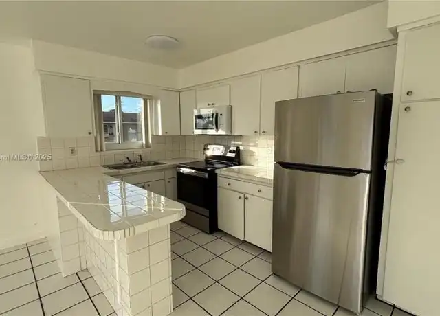 Property at 327 NE 1st St Unit 1, Hallandale Beach, FL, 33009, 2 beds, 2 baths, [object Object]