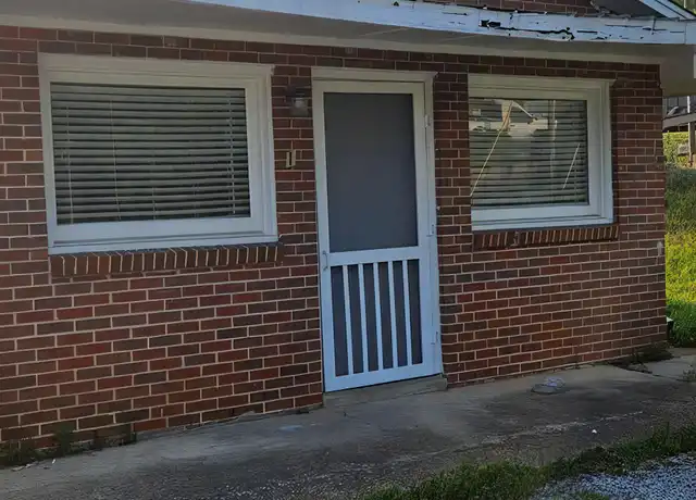 Property at 210 Martin Ave Unit 1, Lewisburg, TN, 37091, 0 beds, 1 bath, [object Object]