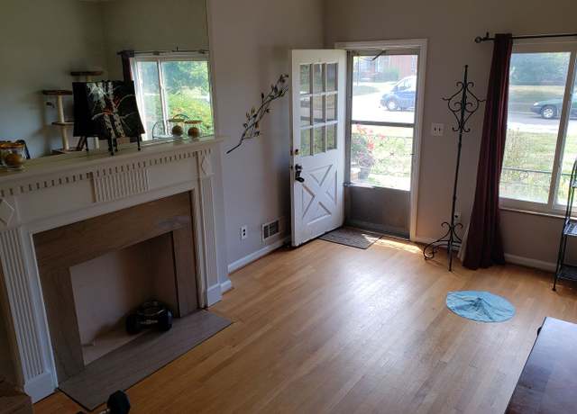 Photo of 2116-2122 Farleigh Rd Unit 2118, Upper Arlington, OH 43221