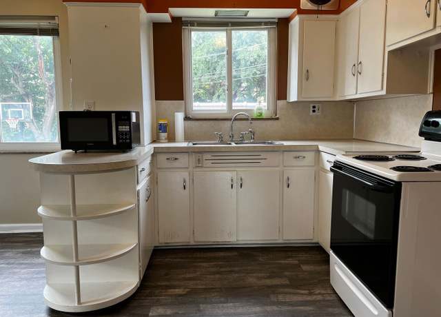 Photo of 2116-2122 Farleigh Rd Unit 2118, Upper Arlington, OH 43221