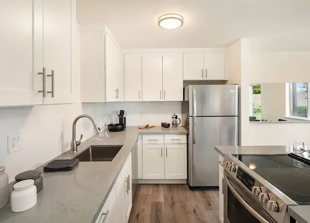 Photo of 1412 SW 312th St, Federal Way, WA 98023