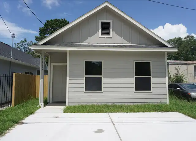 Property at 11927 Nelwood St, Willis, TX, 77318, 2 beds, 2 baths, [object Object]
