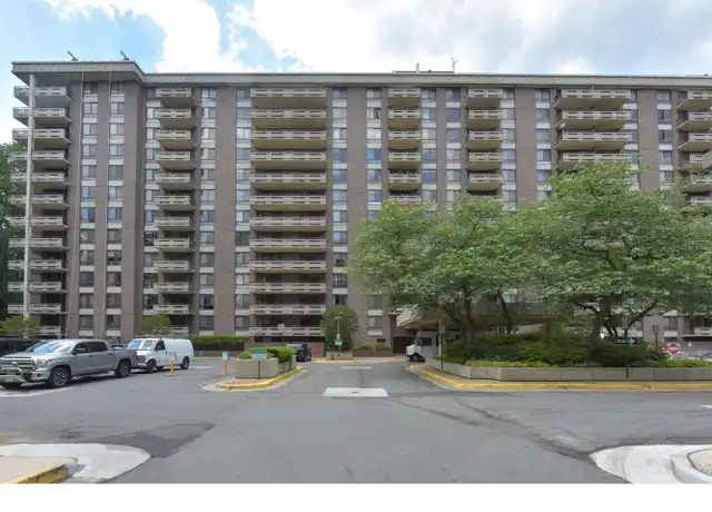 Property at 1808 Old Meadow Rd #315, Mc Lean, VA, 22102, 2 beds, 2 baths, [object Object]