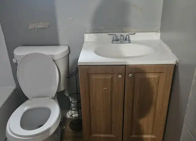 Property at S Marshall St, Hartford, CT, 06105, 1 bed, 1 bath, [object Object]