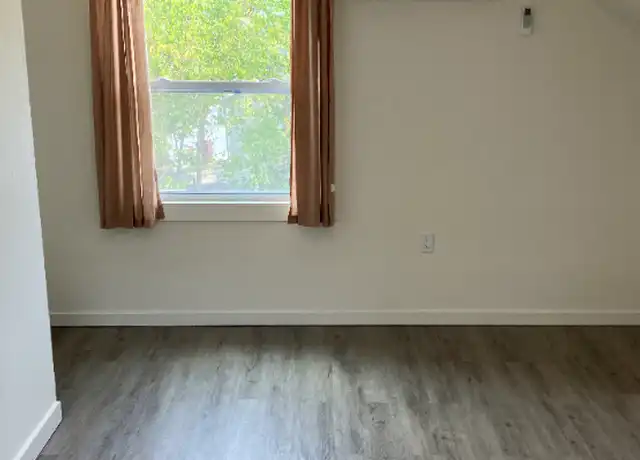 Property at 108 Park St Unit 2, Pittsburgh, PA, 15209, 3 beds, 1 bath, [object Object]