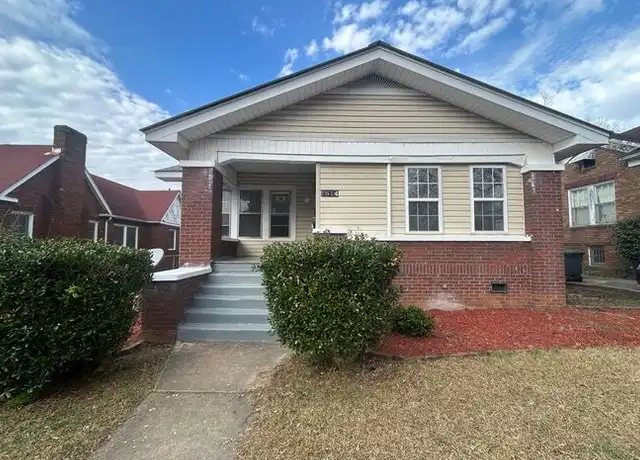 Property at 1614 43rd St W, Birmingham, AL, 35208, 4 beds, 2 baths, [object Object]