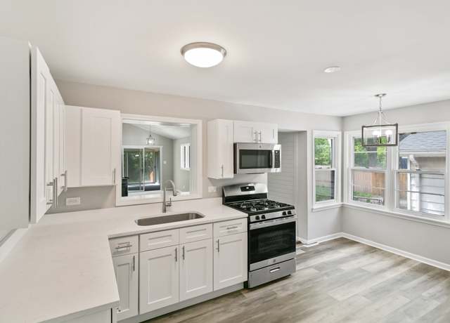 Photo of 18836 Harding Ave Unit 1, Flossmoor, IL 60422