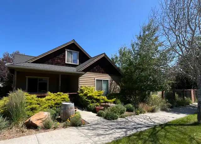 Property at 310 E Aspenwood Ave, Sisters, OR, 97759, 3 beds, 3 baths, [object Object]
