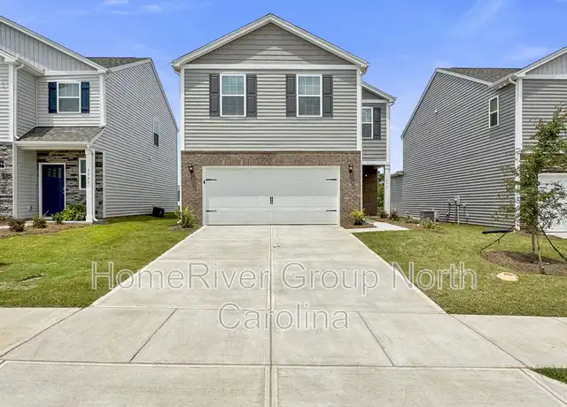 Property at 3731 13th St NE, Hickory, NC, 28601, 4 beds, 2.5 baths, [object Object]