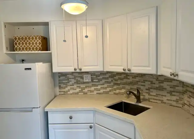 Property at 600 N Birch Rd Unit 401H, Fort Lauderdale, FL, 33304, 0 beds, 1 bath, [object Object]