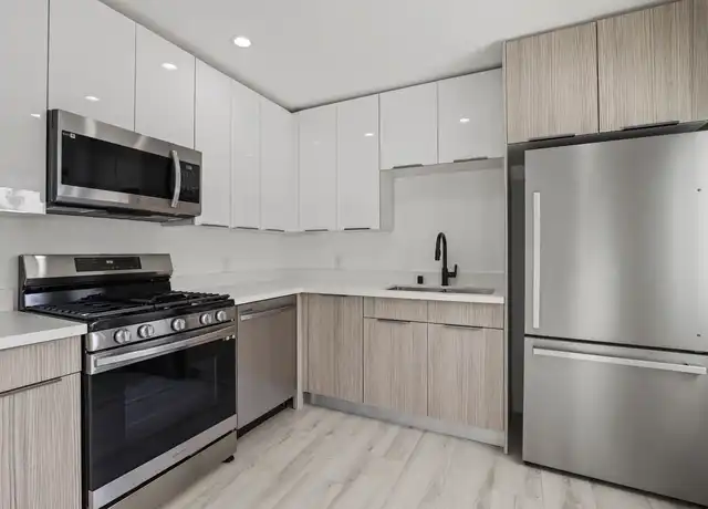 Property at 2034 S Garth Ave Unit 2, Los Angeles, CA, 90034, 3 beds, 2 baths, [object Object]