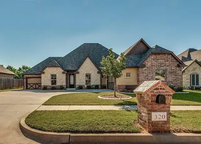 Property at 320 Old Home Pl, Yukon, OK, 73099, 3 beds, 2.5 baths, [object Object]