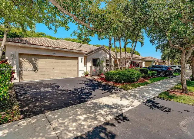 Property at 1641 Zenith Way, Weston, FL, 33327, 3 beds, 2 baths, [object Object]
