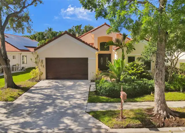 Property at 204 Cameron Dr, Weston, FL, 33326, 4 beds, 3 baths, [object Object]