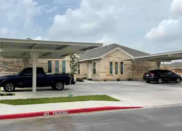 Property at 4906 N Hiawatha Dr Unit 4, Pharr, TX, 78577, 3 beds, 2 baths, [object Object]