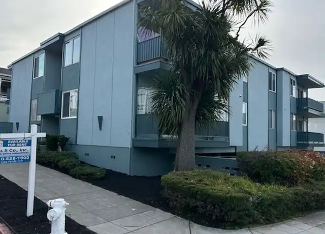 Property at 2024 Vine St Unit 2D, Berkeley, CA, 94709, 2 beds, 1 bath, [object Object]
