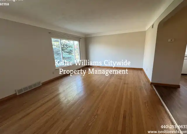 Property at 6140 Ridge Rd, Parma, OH, 44129, 2 beds, 1 bath, [object Object]