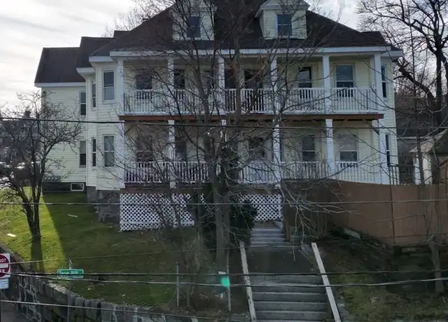 Property at 2 Town Hill St Unit 2, Quincy, MA, 02169, 2 beds, 1 bath, [object Object]