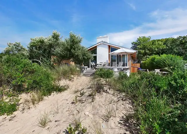 Property at 116 Flaggy Hole Rd, East Hampton, NY, 11937, 3 beds, 2 baths, [object Object]