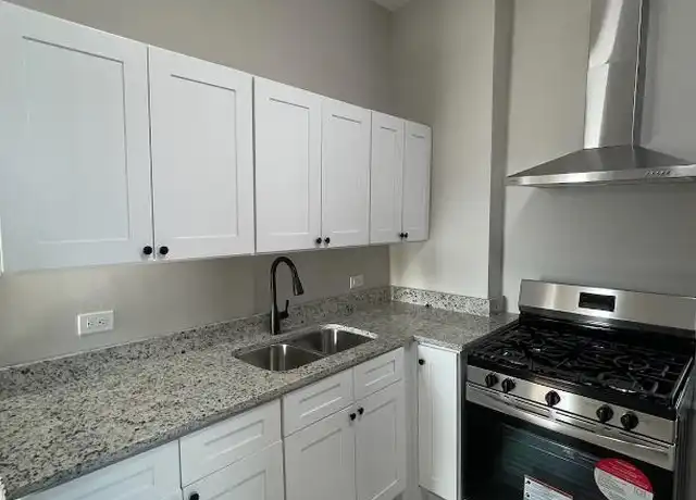 Property at 4121 W Wilcox St, Chicago, IL, 60624, 3 beds, 1 bath, [object Object]