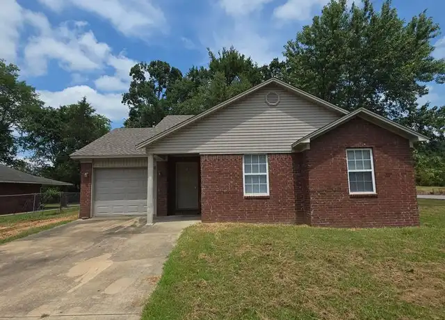 Property at 102 Willow Creek Dr, Dardanelle, AR, 72834, 3 beds, 2 baths, [object Object]