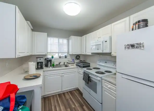 Property at 29 Paterson Ave #35, Newton, NJ, 07860, 2 beds, 1 bath, [object Object]