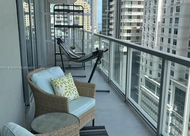 Property at 79 SW 12th St Unit 1505S, Miami, FL, 33130, 1 bed, 1 bath, [object Object]