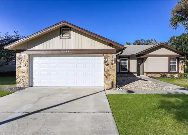 Property at 9888 Balmoral Cir, Orlando, FL, 32817, 3 beds, 2 baths, [object Object]