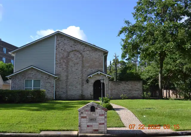 Property at 14923 Perthshire Rd, Houston, TX, 77079, 4 beds, 2.5 baths, [object Object]