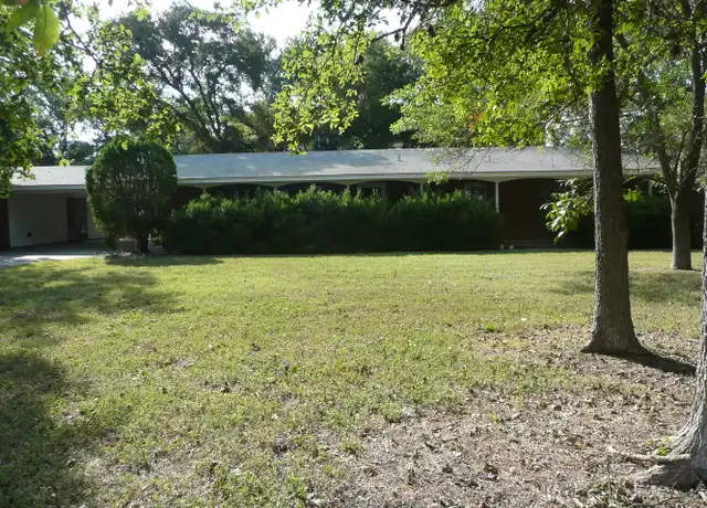 Property at 2112 N Interstate 35, San Marcos, TX, 78666, 3 beds, 2 baths, [object Object]