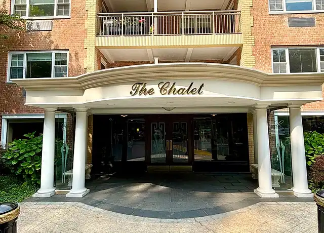 Property at The Chalet Apartments - 300 Edwards St, Roslyn, NY, 11576, 1-2 bed, 1-2 bath, [object Object]