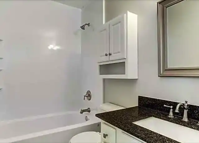 Property at 2323 Augusta Dr #13, Houston, TX, 77057, 1 bed, 1 bath, [object Object]