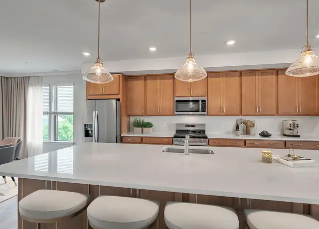 Photo of 21901 Garganey Ter, Ashburn, VA 20147