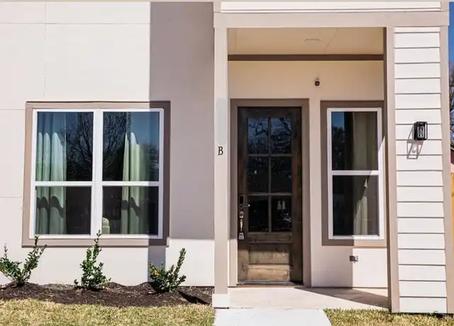 Property at 5205 Bataan Rd Unit B, Houston, TX, 77033, 3 beds, 2.5 baths, [object Object]